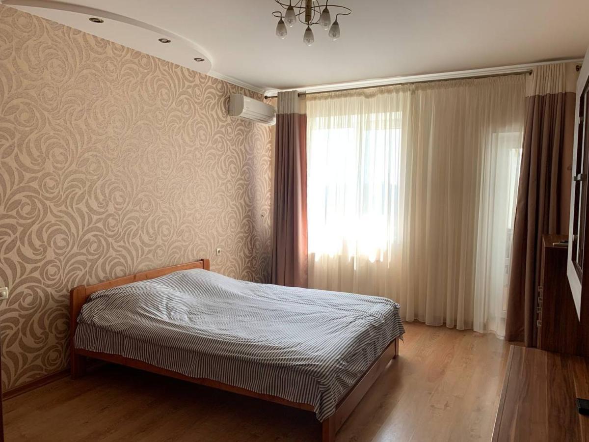 Apartments Staroportofrankovskaya & Pastera Street 오데사 외부 사진