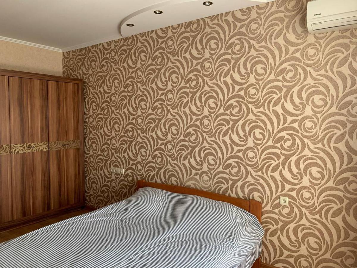 Apartments Staroportofrankovskaya & Pastera Street 오데사 외부 사진