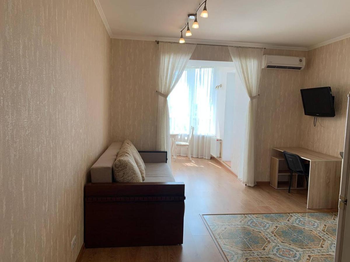 Apartments Staroportofrankovskaya & Pastera Street 오데사 외부 사진